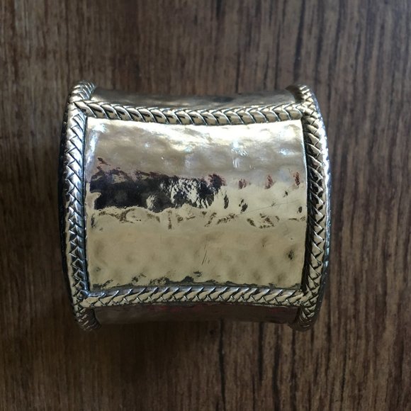 Pebbled Silver Cuff - Picture 1 of 13